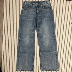 Light wash jeans